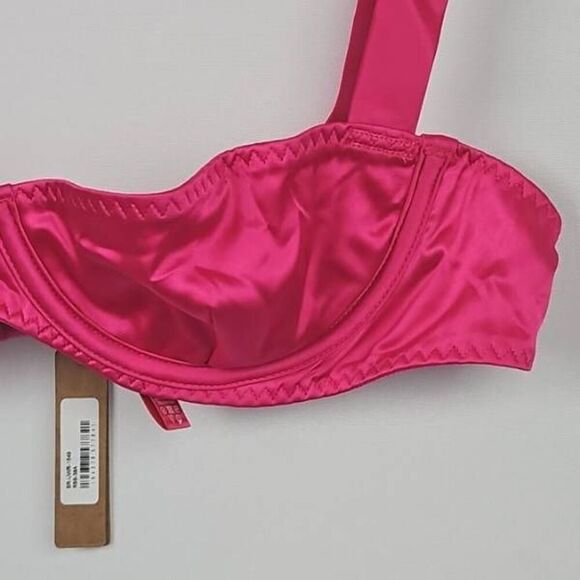 SKIMS UNDERWIRE DEMI CUP BRA NWT - Picture 2 of 9